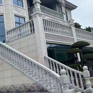 呼伦贝尔 芝麻白别墅，栏杆