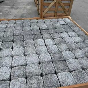 呼伦贝尔 园林景观滚石