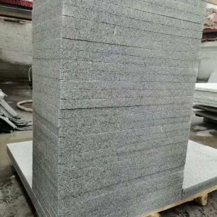 呼伦贝尔 花岗岩 地铺成品300*600，尺寸标准、厚薄均匀