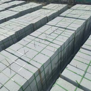 呼伦贝尔 芝麻白1.8公分火烧300*600地铺，清仓大甩卖