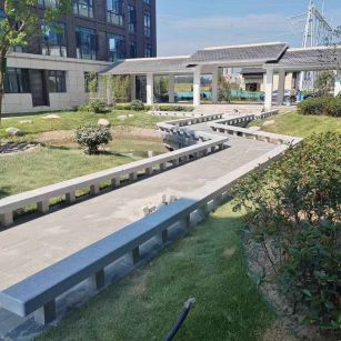 呼伦贝尔 芝麻灰小区坐凳&栏杆安装效果