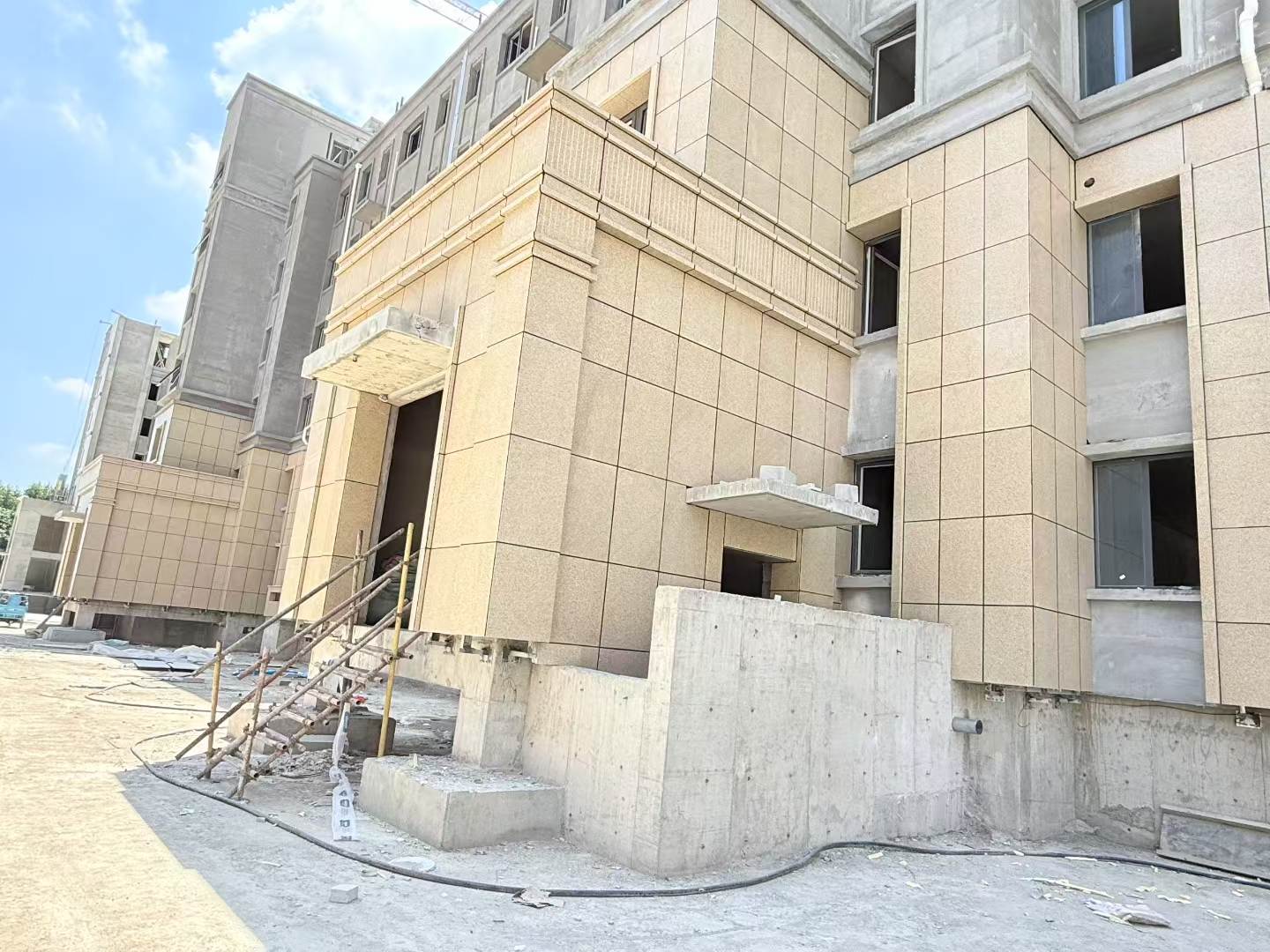 呼伦贝尔 黄金麻干挂，工地实拍