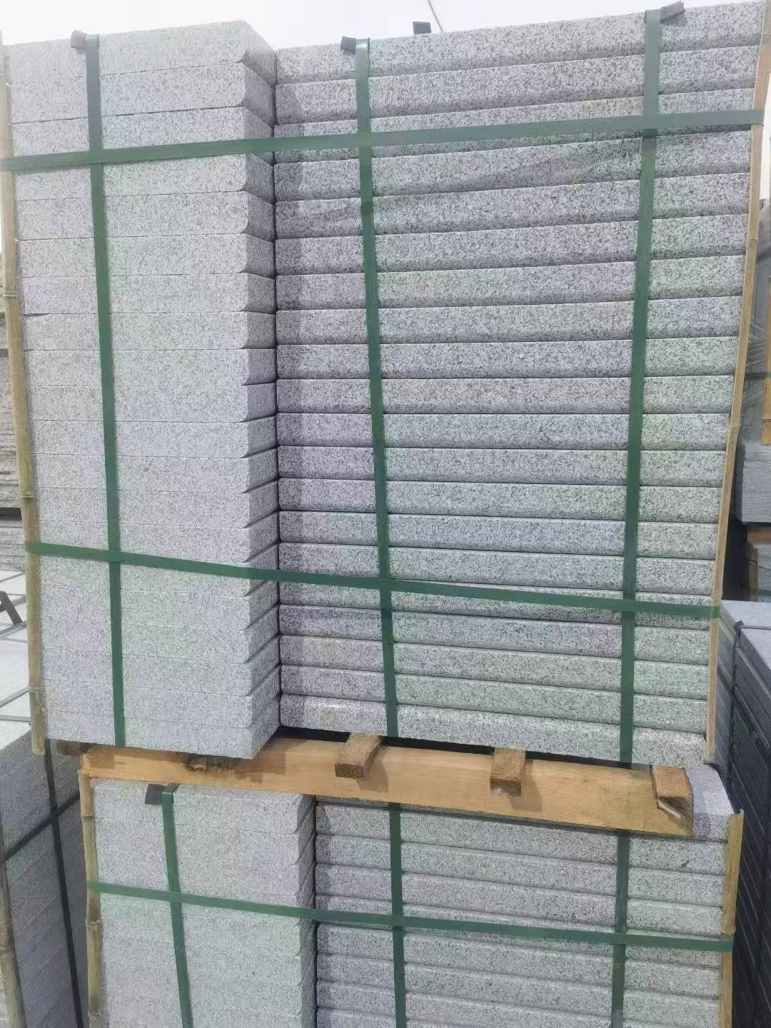 呼伦贝尔 5公分芝麻白，倒斜角，室外楼梯踏步